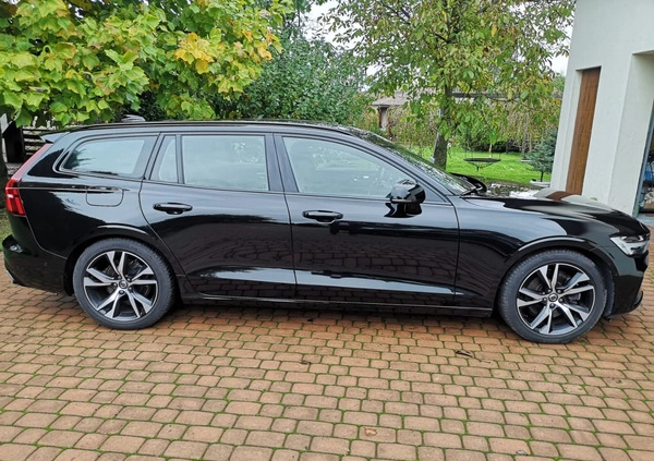 Volvo V60 cena 139000 przebieg: 76482, rok produkcji 2020 z Garwolin małe 172